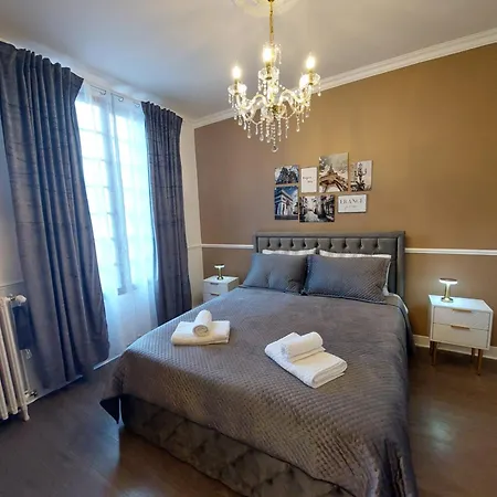Napoleon Paris - Parking Gratuit - Acces Metro *
